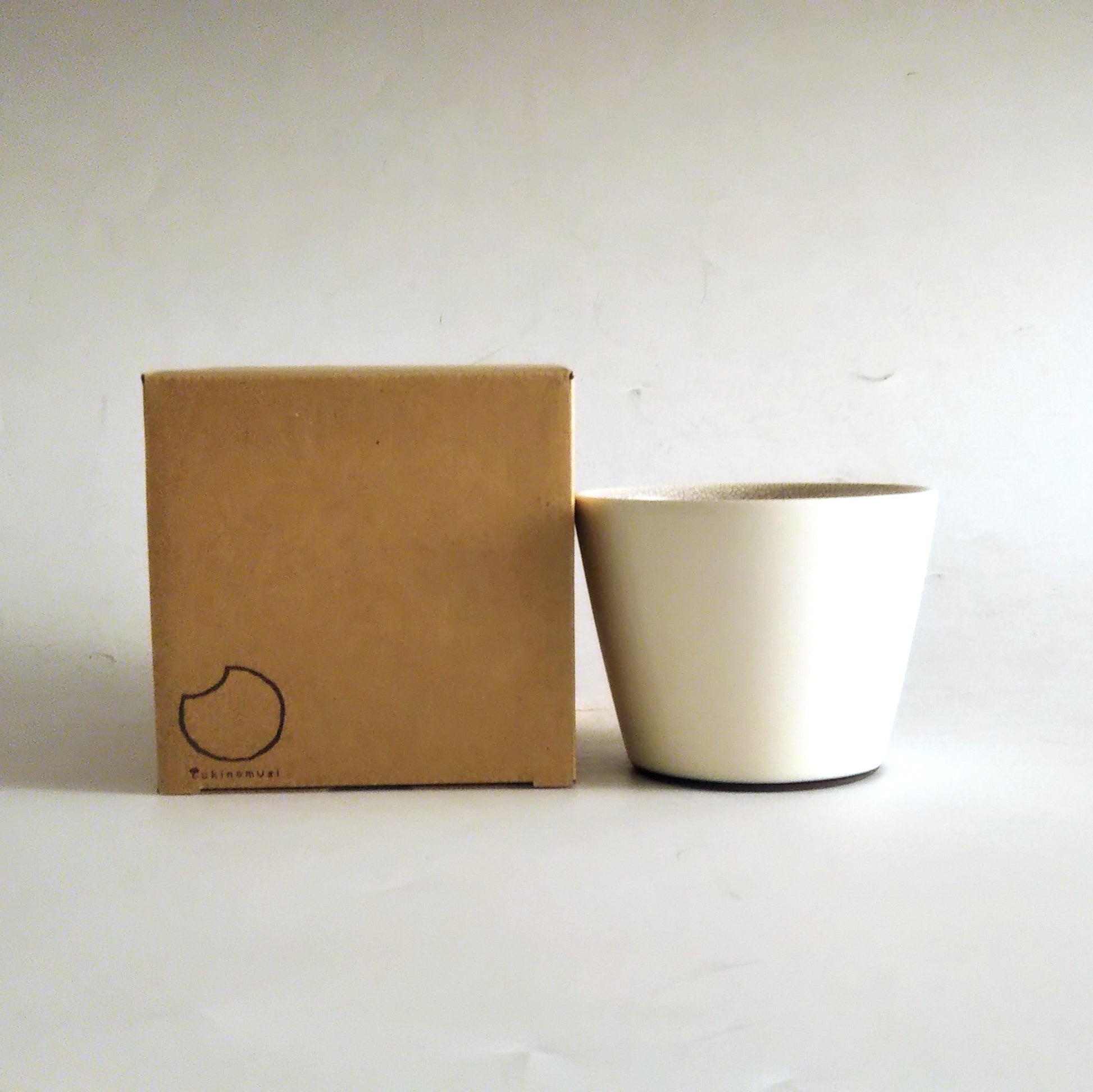 【御茶椀屋 つきの虫】Egg Cup 2（墨染貫）